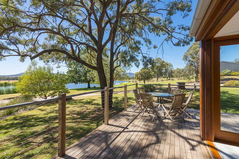 Two Doors - Kempsey Accommodation 0