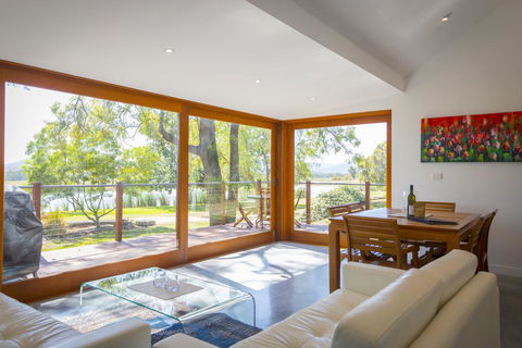 Two Doors - Kempsey Accommodation 1