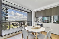 Book Docklands Accommodation Vacations Kempsey Accommodation Kempsey Accommodation