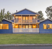 Ultramarine - Kempsey Accommodation