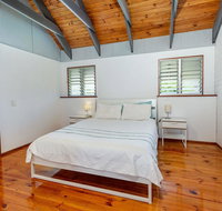 Unique Getaway 300m to Bribie Foreshore Bongaree - Kempsey Accommodation