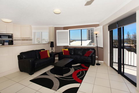 Unit 10, The Rocks, 1746 David Low Way, Coolum Beach - 500 BOND - Kempsey Accommodation 3