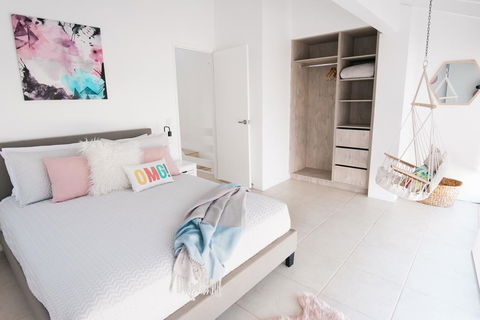 Unit 4 Weyba Lodge Noosa - Kempsey Accommodation 3