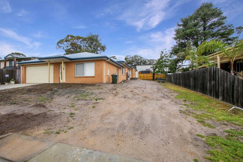 V & V Family Dream Away - Kempsey Accommodation 1