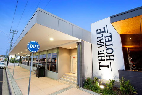 Vale Hotel - Kempsey Accommodation 1