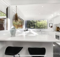 Victorian Beach House - Kempsey Accommodation