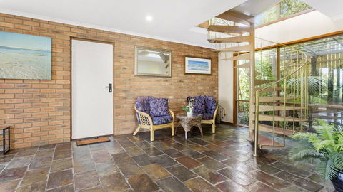 VIEWS AT MCCRAE..... - Kempsey Accommodation 1