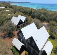 Villa 5 Whitesands - Kempsey Accommodation