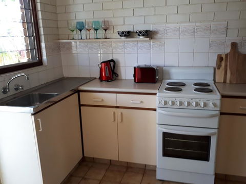 Villa Seven - Kempsey Accommodation 3