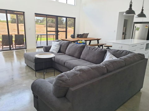 Vines And Stars - Kempsey Accommodation 0