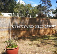 Vineyard Hill Resort - Kempsey Accommodation