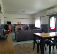 Wagga Wagga Country Cottages - Kempsey Accommodation