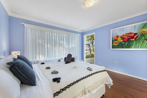 Wallace Street 18 - Linen Included Walk To Beach And Golf Club - Kempsey Accommodation 1