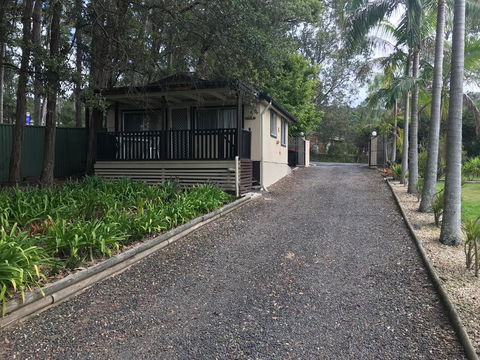Wamberal Cottage - Kempsey Accommodation 1