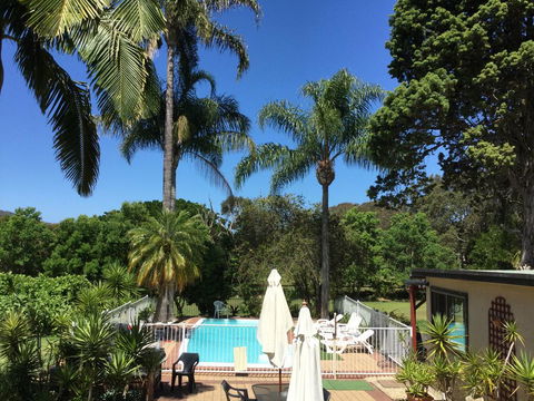 Wamberal Cottage - Kempsey Accommodation 0