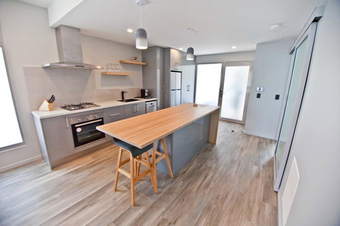 Waterfront Apartments - Kempsey Accommodation 1