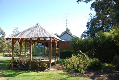 Bluegum Ridge Cottages - Kempsey Accommodation 25