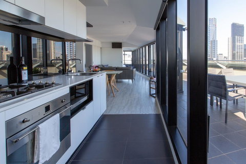 Flinders Luxury Penthouse - Kempsey Accommodation 15