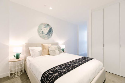 Plush 2BR CBD Apartment Near Southern Cross - Kempsey Accommodation 10