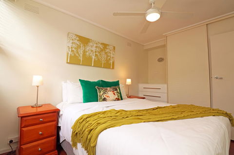 Colour Pop Fitzroy - 3 Bedroom Pet Friendly - Kempsey Accommodation 14