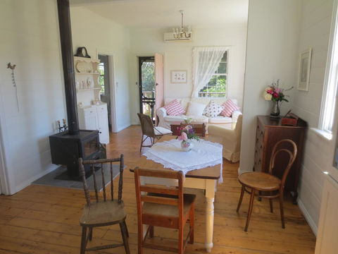 Walnut Cottage Via Leongatha - Kempsey Accommodation 5
