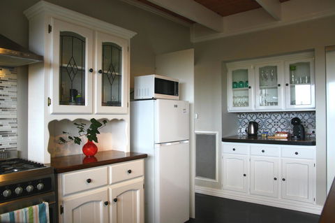 Beautiful View House - Kempsey Accommodation 6