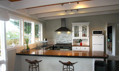 Beautiful View House - Kempsey Accommodation 5