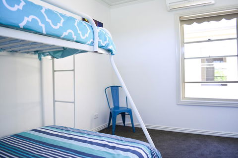 Turner Terrace - Kempsey Accommodation 15