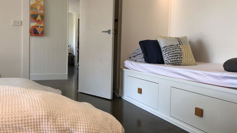 Casa Dromana - Kempsey Accommodation 10