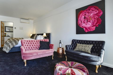 Daylesford Art Motel - Kempsey Accommodation 4