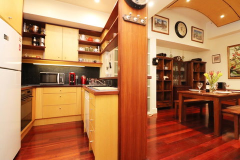 Majorca Magic On Flinders Lane - Rejuvenate Stays - Kempsey Accommodation 31