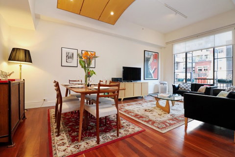 Majorca Magic On Flinders Lane - Rejuvenate Stays - Kempsey Accommodation 0