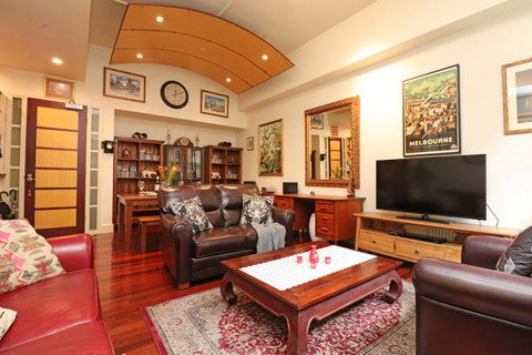 Majorca Magic On Flinders Lane - Rejuvenate Stays - Kempsey Accommodation 26