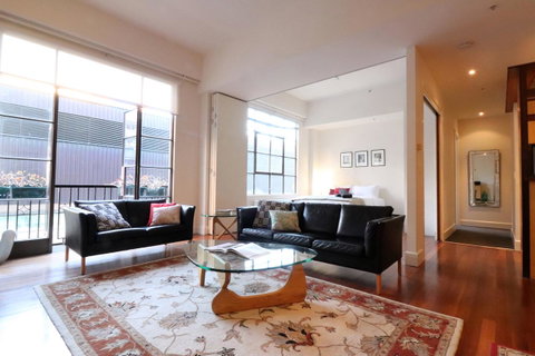 Majorca Magic On Flinders Lane - Rejuvenate Stays - Kempsey Accommodation 7