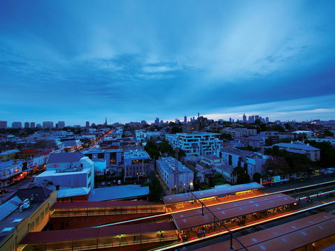 Oaks Melbourne South Yarra Suites - Kempsey Accommodation 9