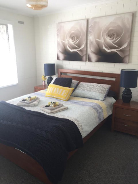 La Stella - Kempsey Accommodation 0
