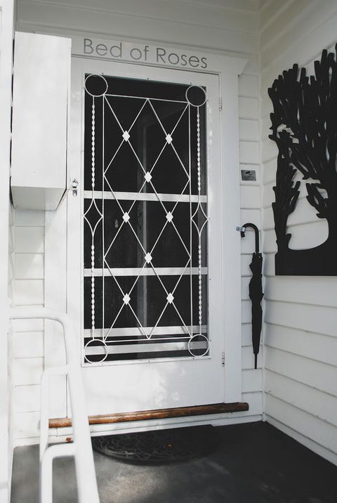 Bed Of Roses - Kempsey Accommodation 10