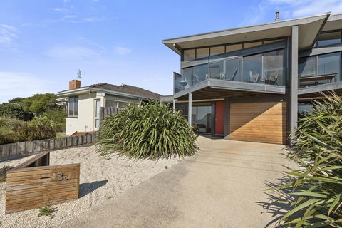 Beach And Reef - Kempsey Accommodation 8