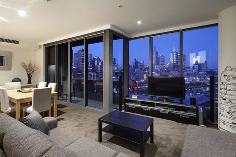 Melbourne Luxury Collection - Kempsey Accommodation 7