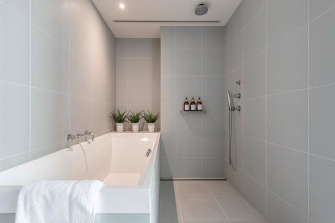 Great Southbank 2 Bedroom Netflix*WIFI*Parking - Kempsey Accommodation 24