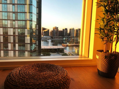 Superb Habour View/ Stylish Apartment / Landmark Building/ Free Tram - Kempsey Accommodation 17