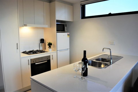 Royal Stays Apartments - Clarendon St - Kempsey Accommodation 2