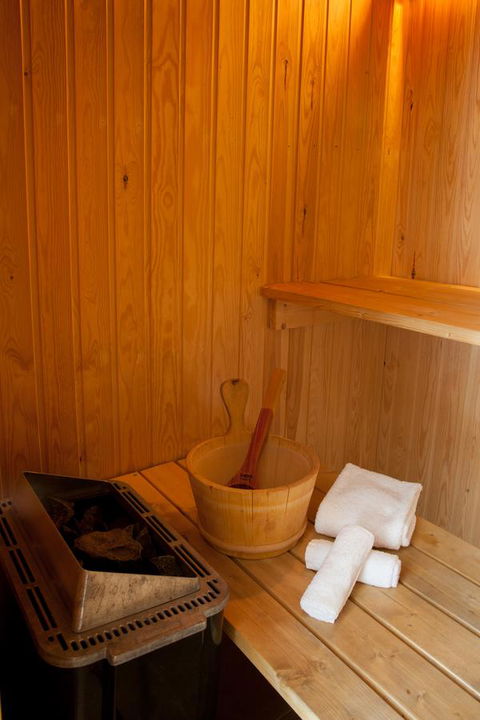 Polperro Villas - Kempsey Accommodation 3