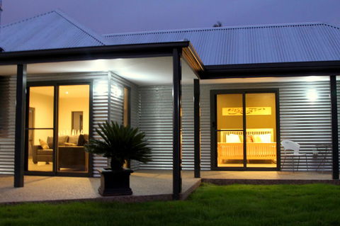 3 Bells Alpine Cottage - Kempsey Accommodation 10