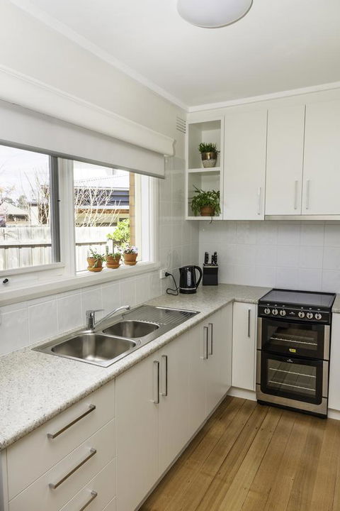 Bacchus Centro - Kempsey Accommodation 2