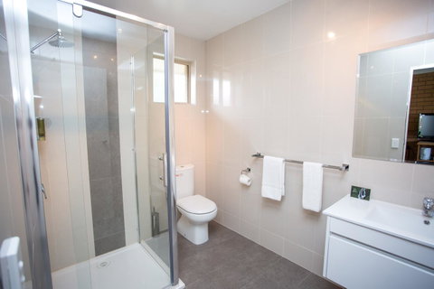 Blue Whale Motor Inn & Apartments - Kempsey Accommodation 15