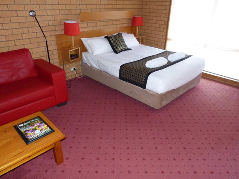 Blue Whale Motor Inn & Apartments - Kempsey Accommodation 26