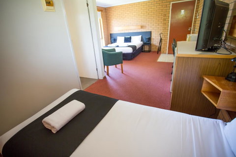 Blue Whale Motor Inn & Apartments - Kempsey Accommodation 12