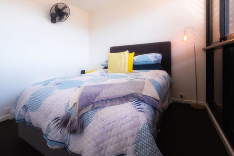 Waterfront Apt 234 Marinaquays - Kempsey Accommodation 18