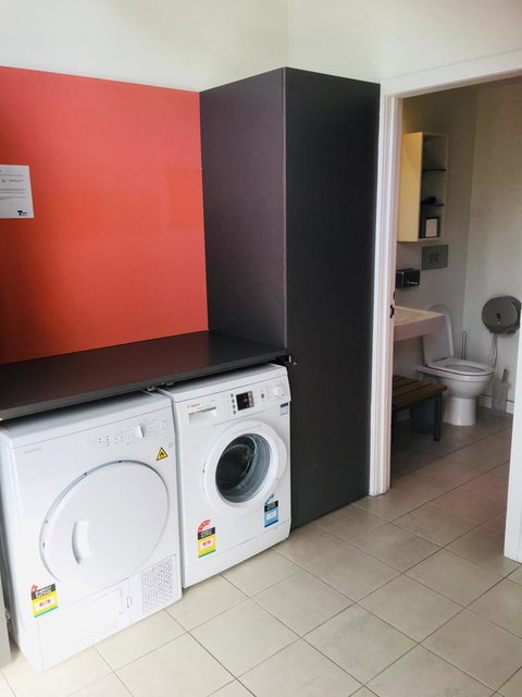 Luxury On The Water (Private Luxurious Boat) - Kempsey Accommodation 13